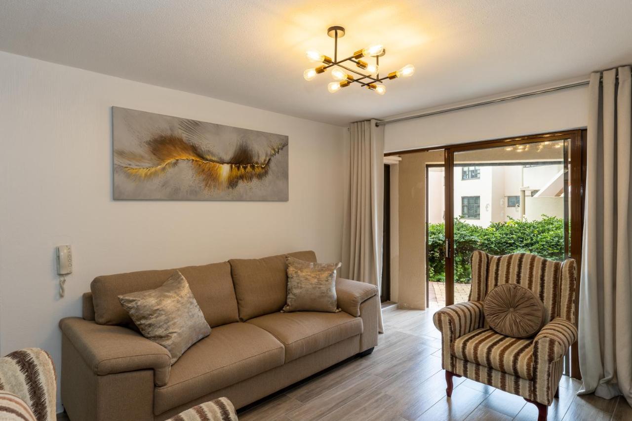 67 The Shades - Luxury Apartment In Umhlanga - Airconditioning Throughout And Inverter 다반 외부 사진