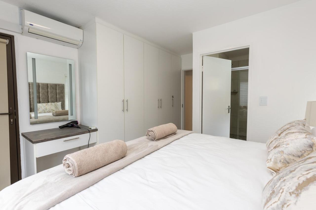 67 The Shades - Luxury Apartment In Umhlanga - Airconditioning Throughout And Inverter 다반 외부 사진
