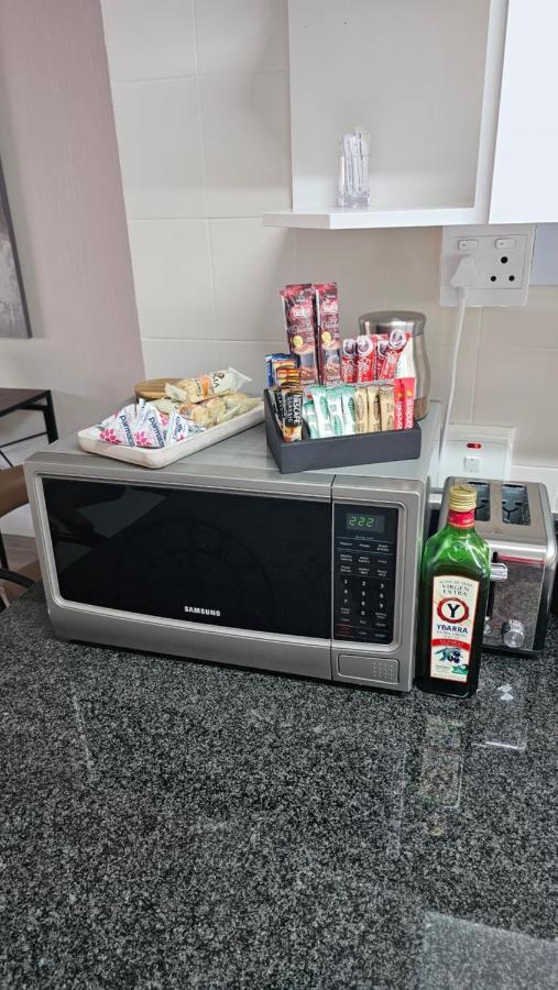 67 The Shades - Luxury Apartment In Umhlanga - Airconditioning Throughout And Inverter 다반 외부 사진